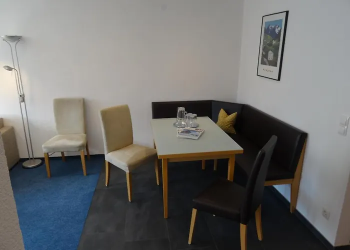 أبارتمينتهاوس تيشنير